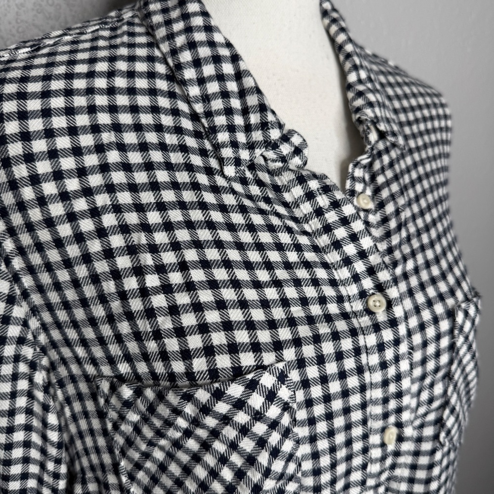 Merona Long lseeve button up XL - Picture 3 of 7
